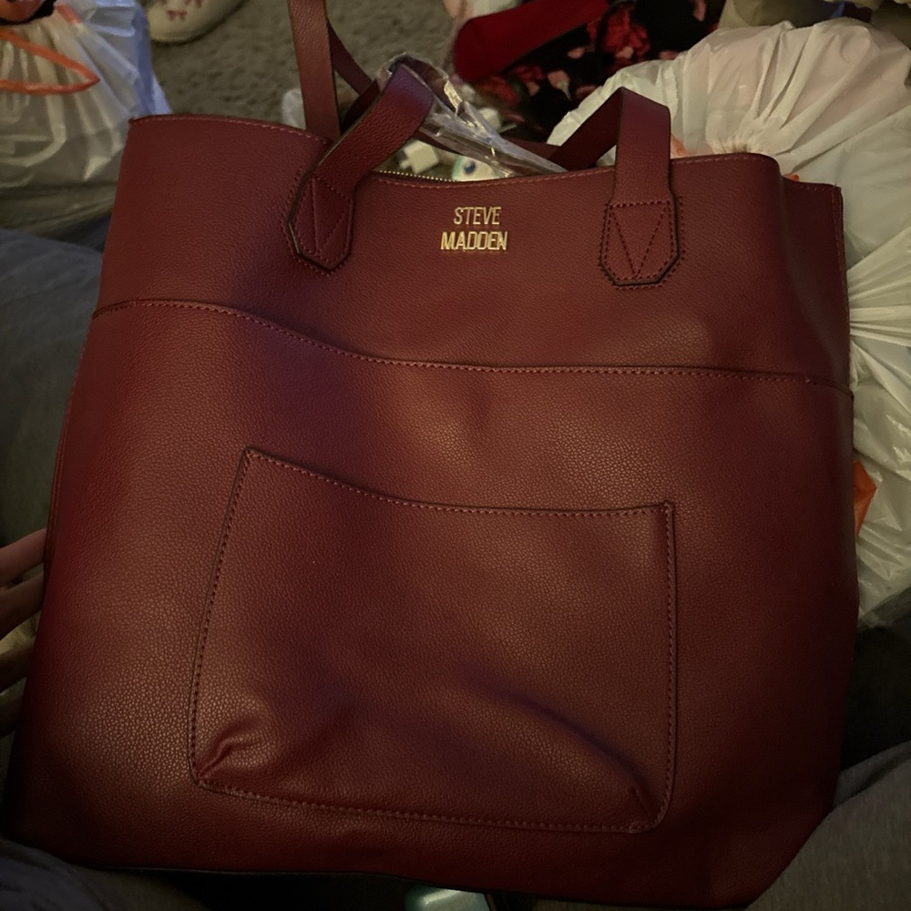 Burgundy leather Steve Madden tote bag #leatherbag